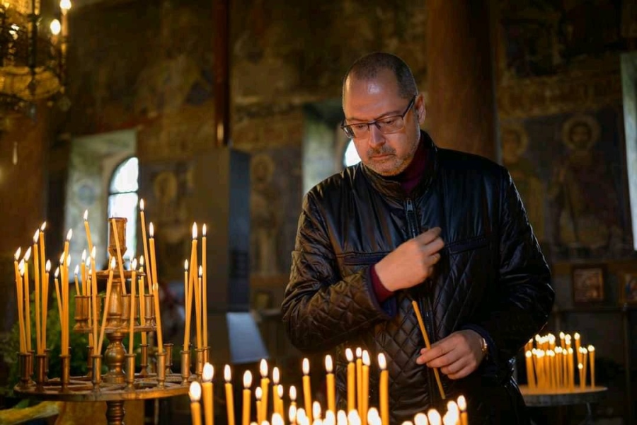 Димитър Николов: Възкресението е история за Надеждата