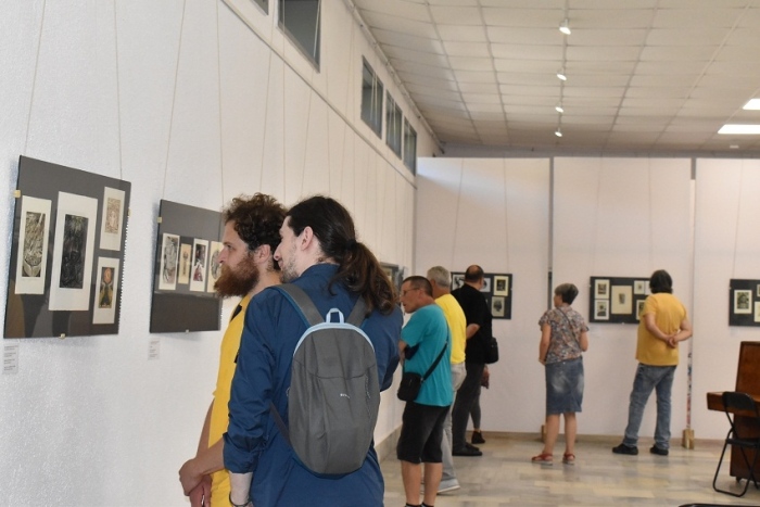 Изложба събитие в света на графиката и то със силно горнооряховско участие показва Художествена галерия „Недялко Каранешев”