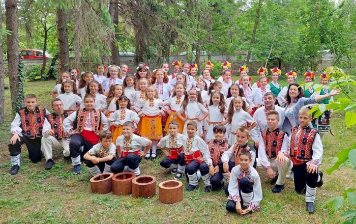 Танцьори и певци от община Лясковец спечелиха награди от фестивал в Арбанаси