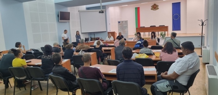 Още 19 души от уязвими социални групи започват работа по проект на Община Свищов