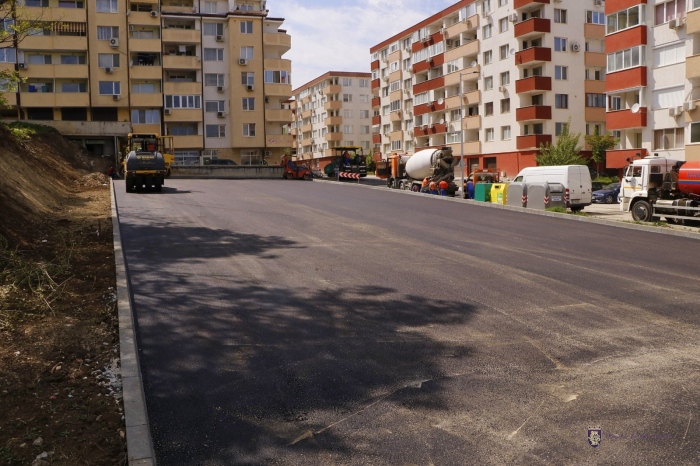 В кв. „Бузлуджа“ във Велико Търново се строят недовършените участъци от 3 улици