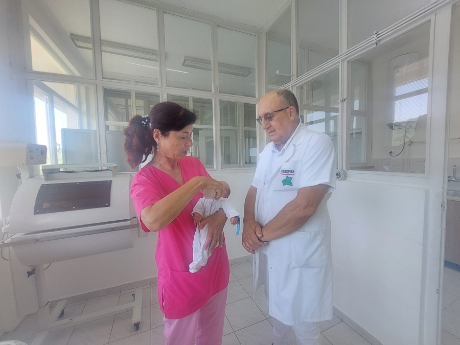 За пръв път от години в Болницата в Горна Оряховица успешно се отглежда и обгрижва недоносено бебе