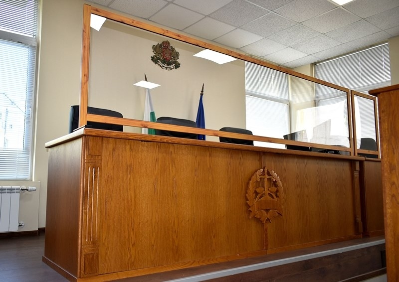 Приключи цялостното обновяване и преоборудване на съдебните зали във Великотърновски окръжен съд