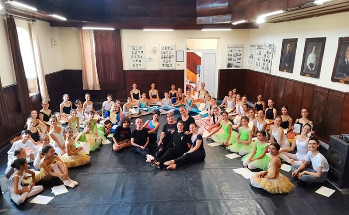 53 деца от България и чужбина се обучаваха в Балетна академия Марян 2022