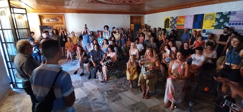 Още при откриването, локациите на фестивала „48 часа Варуша юг“ се изпълниха с публика