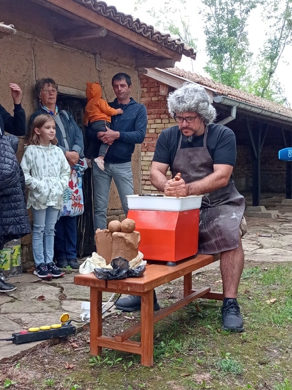 Фестивала „Древна балканска земя“ проведоха в Античния керамичен център край Павликени