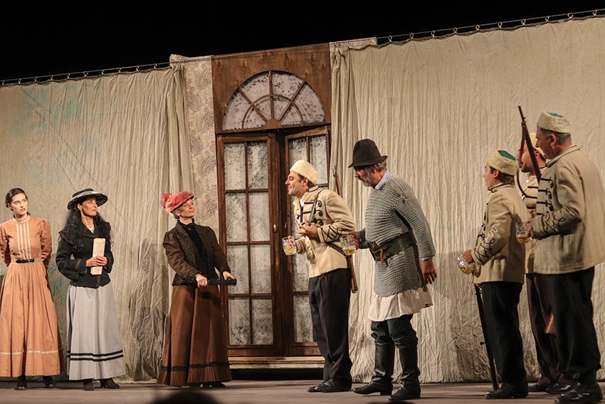 Представят документалния филм „Частица театър“, вдъхновен от актьорите на МДТ „Константин Кисимов“