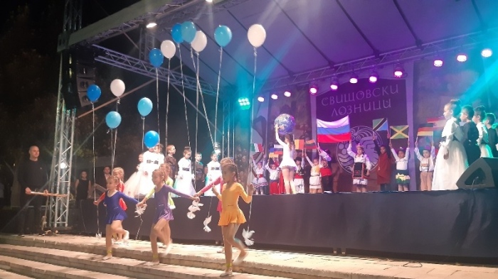 Официално започнаха празниците „Свищовски лозници 2022“