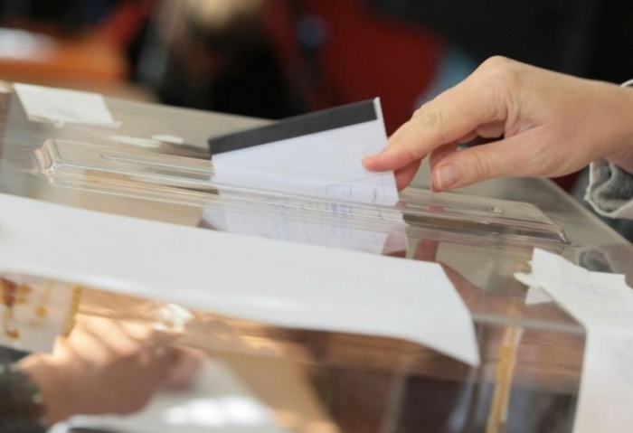 Две секции в Горнооряховско минаха на гласуване с хартиени бюлетини