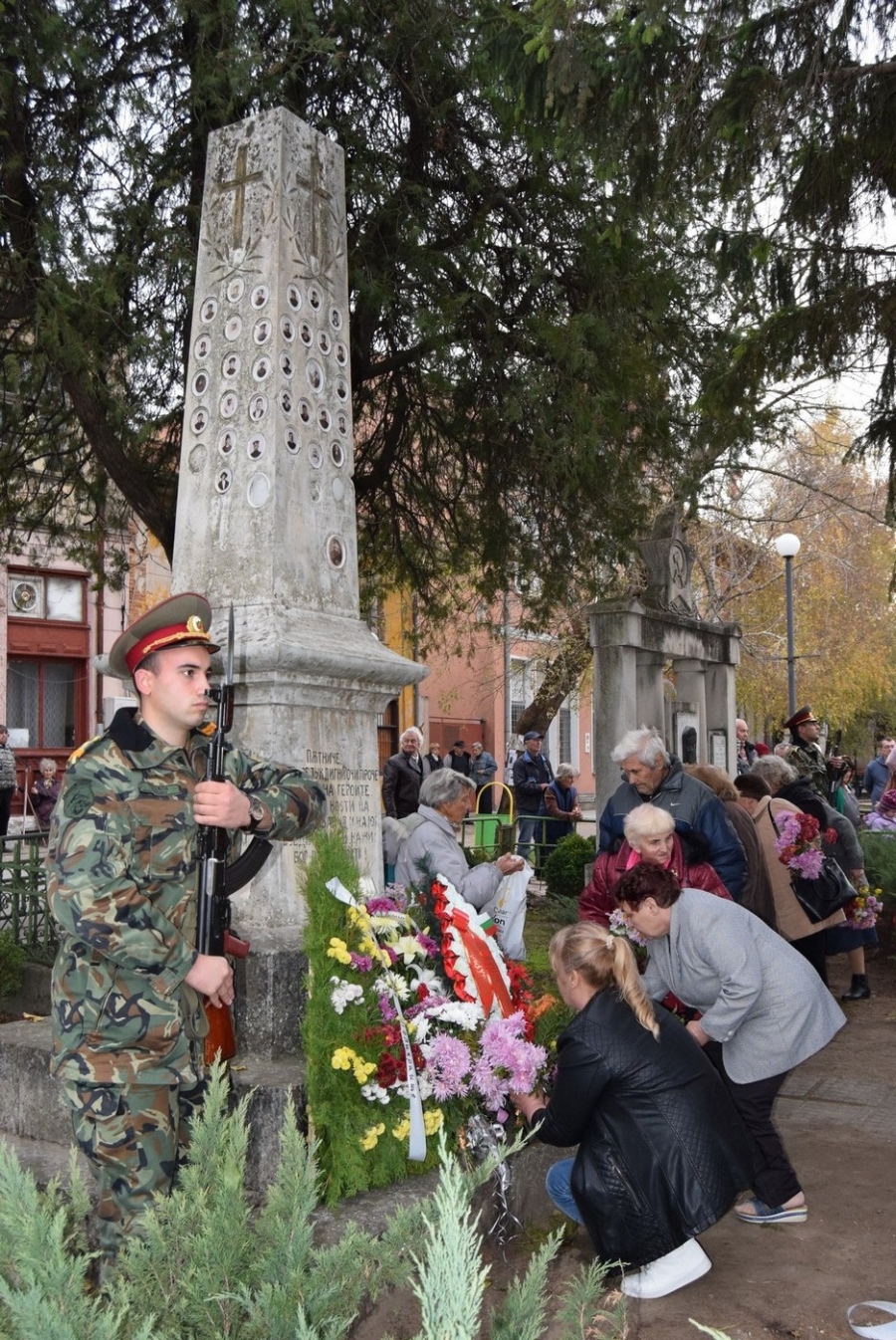 В Поликраище ще почетат героите си