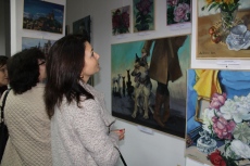 Десислава Русева откри първа самостоятелна изложба