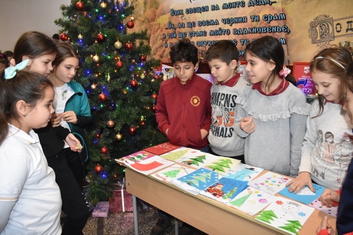 Децата от ОУ „Иван Вазов“ в Горна Оряховица преподават урок по доброта и милосърдие