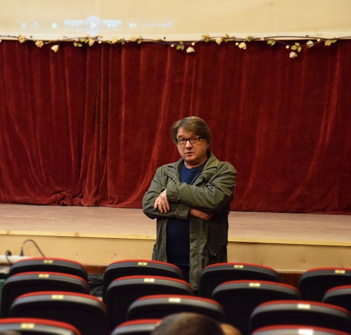 Публиката в Елена аплодира режисьора Станимир Трифонов и филма му „Блаженият“