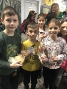 Три хронично болни деца получиха помощ от съучениците си в СУ „Георги Измирлиев”