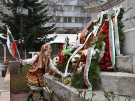 Национални знамена, цветя и хора заляха площада на Горна Оряховица в Деня на Освобождението