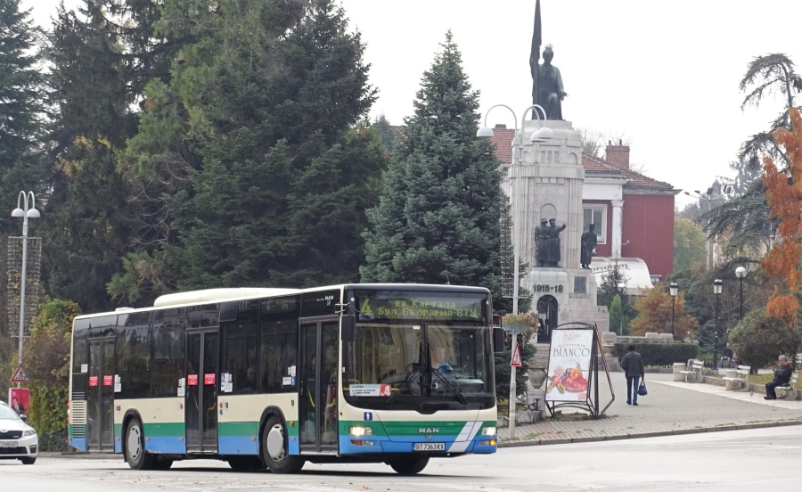 На 8 март във Велико Търново: Безплатен транспорт за дамите по градските линии, обслужвани от „Надежда“