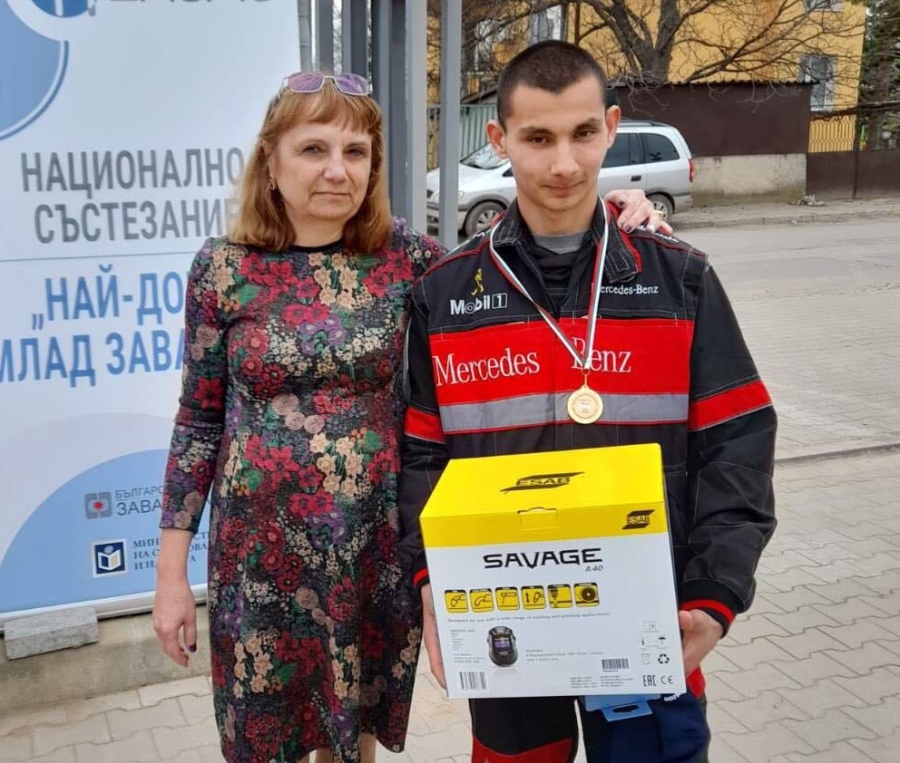 Кристиян Николов от ПТГ „Васил Левски” е най-добрият млад заварчик сред учениците