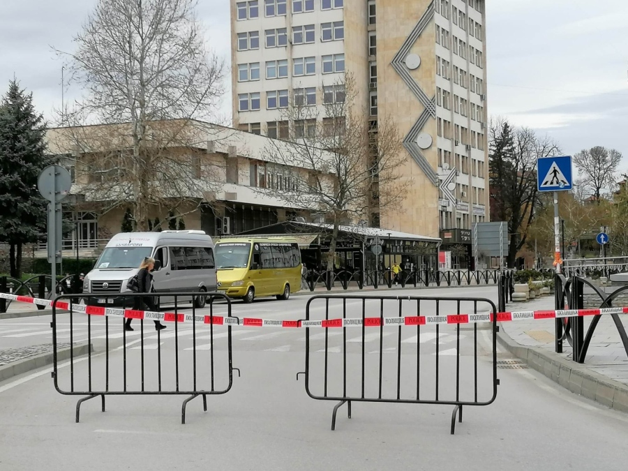 Изборни машини и бюлетини вече са по секциите в Горнооряховско