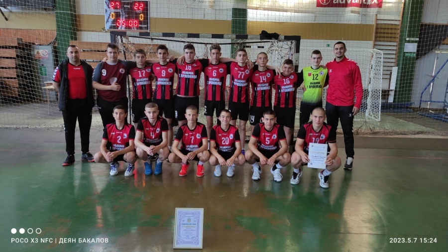 Старшата на ХК „Локомотив” спечели второто място в зона „Мизия”