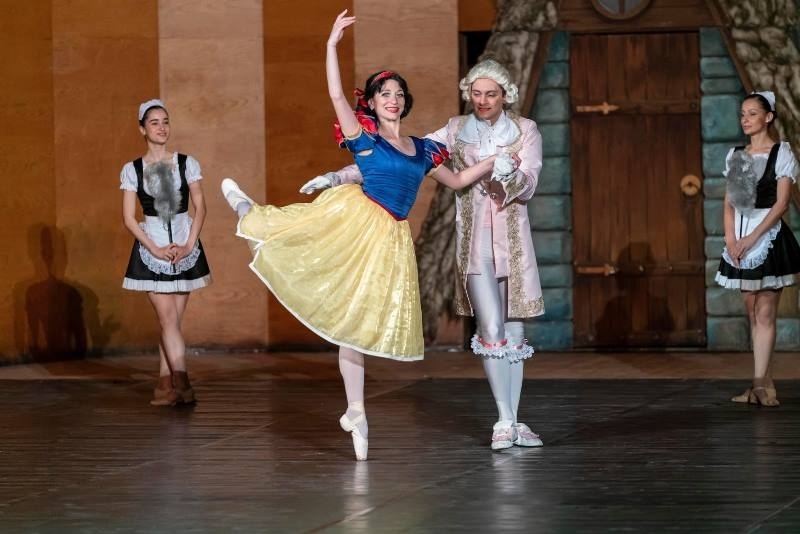Русенската опера идва във Велико Търново със „Снежанка и седемте джуджета“