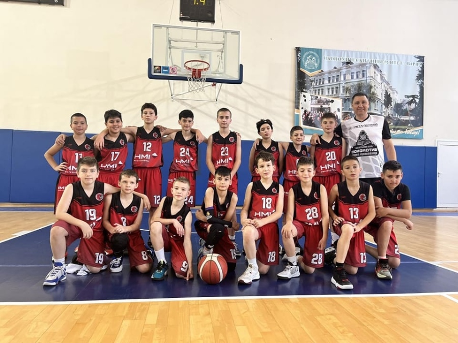 12-годишните баскетболисти на „Локомотив” станаха осми на държавните финали