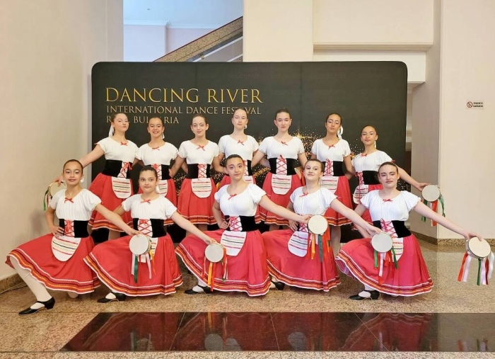 Лясковската школа „Ритъм“ спечели 4 купи от международен танцов фестивал в Русе