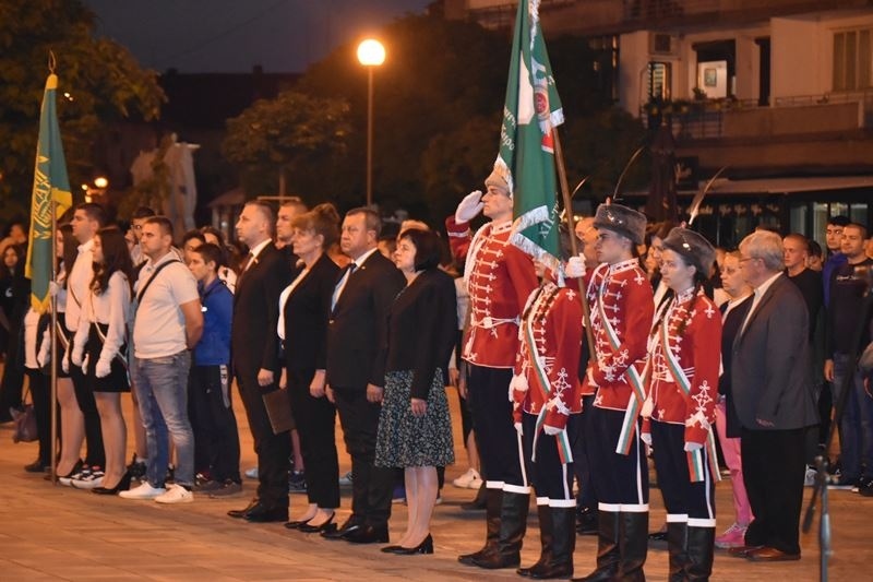 Павликени почете паметта на Ботев и загиналите за свободата на България