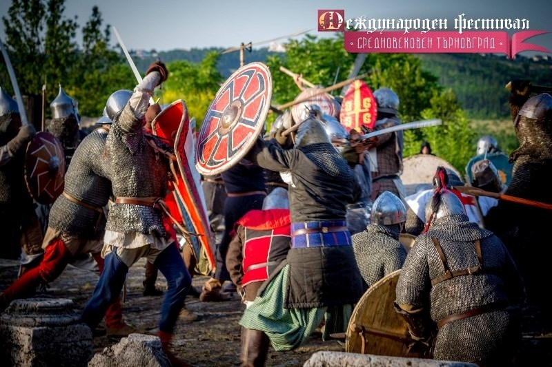 Старата столица кани на пет фестивала