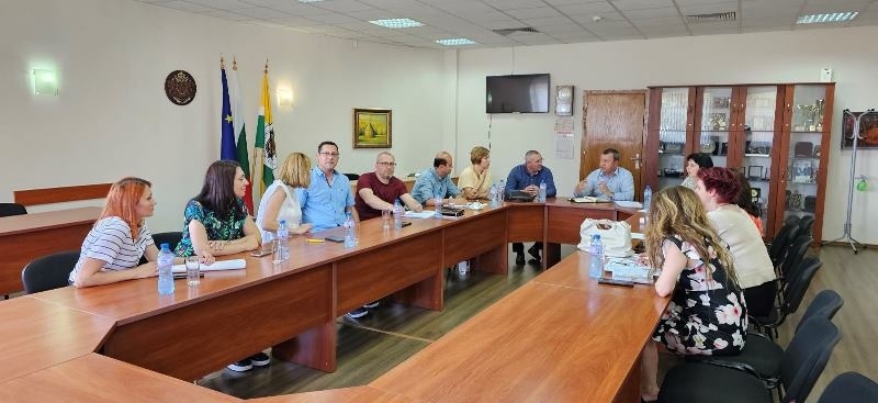 Община Павликени и окръг Кълъраш обсъждат общ проект за мониторинг и събиране на данни за замърсяването на въздуха, почвата и водите