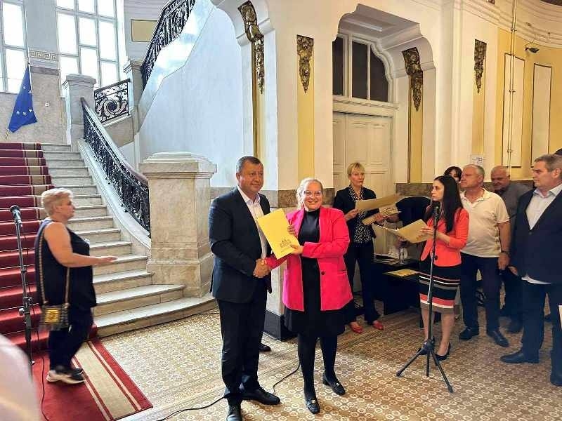 Инж. Емануил Манолов подписа договора за финансиране на техническа помощ за новата стратегия на МИГ „Павликени – Полски Тръмбеш“