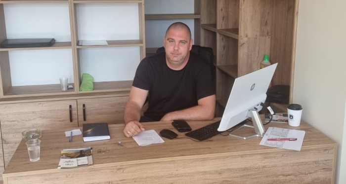 ПП „Български Възход“ защити управителя на МБАЛ „Св. Иван Рилски“ и смята, че ОбС не трябва да приема оставката му