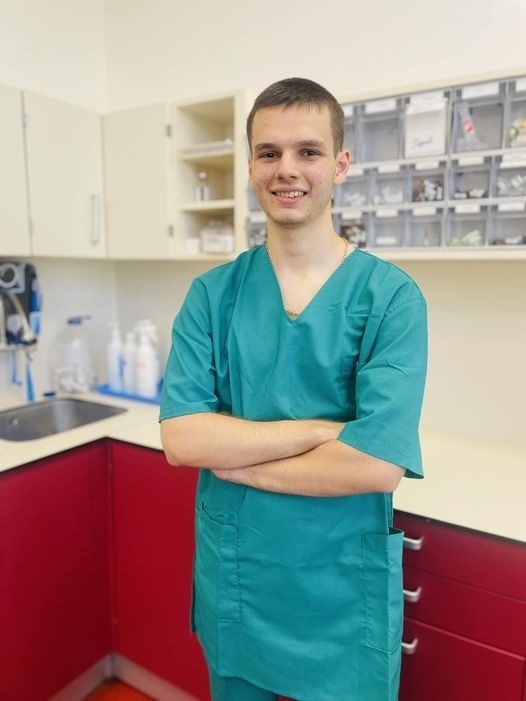 Първият носител на стипендията „Д-р Иван Толеков“ стажува в хирургичното отделение на МОБАЛ „Д-р Стефан Черкезов“