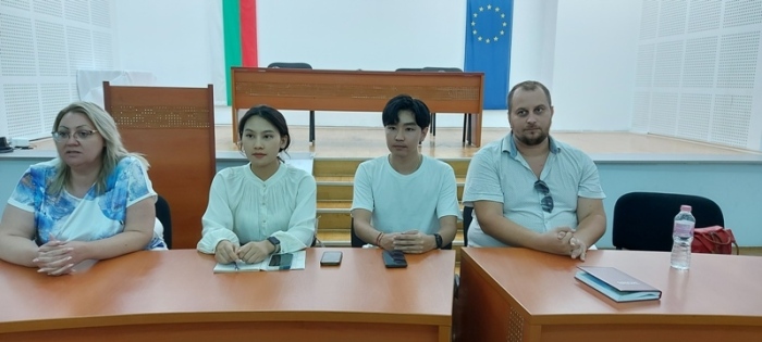 Община Свищов и „Институт Перспективи“ предоставят възможност за безплатни курсове по китайски език за ученици 