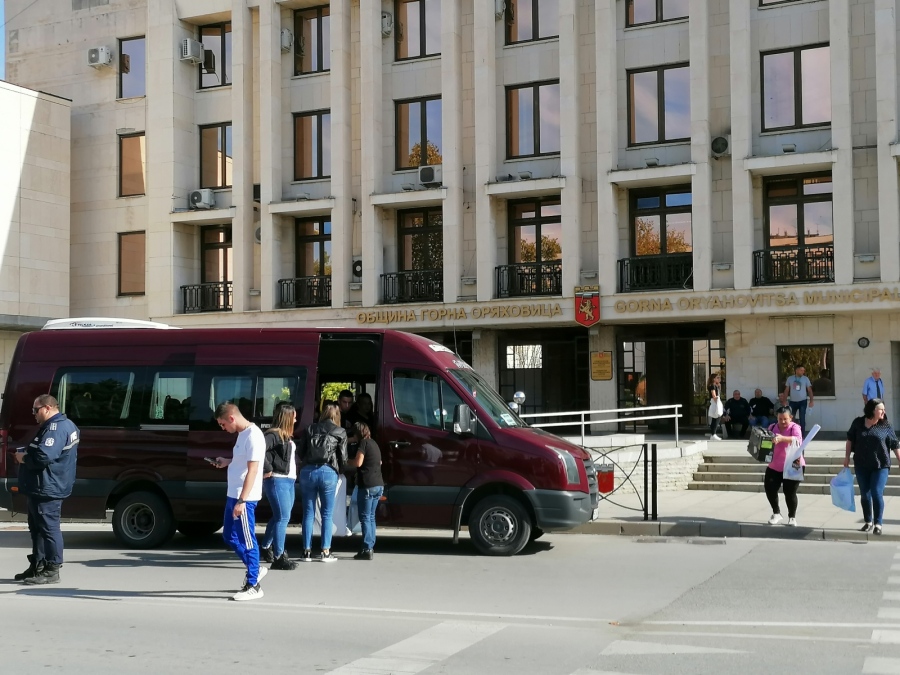 Изборите започнаха точно в 7 часа и без проблеми във всички секции в Горнооряховска община