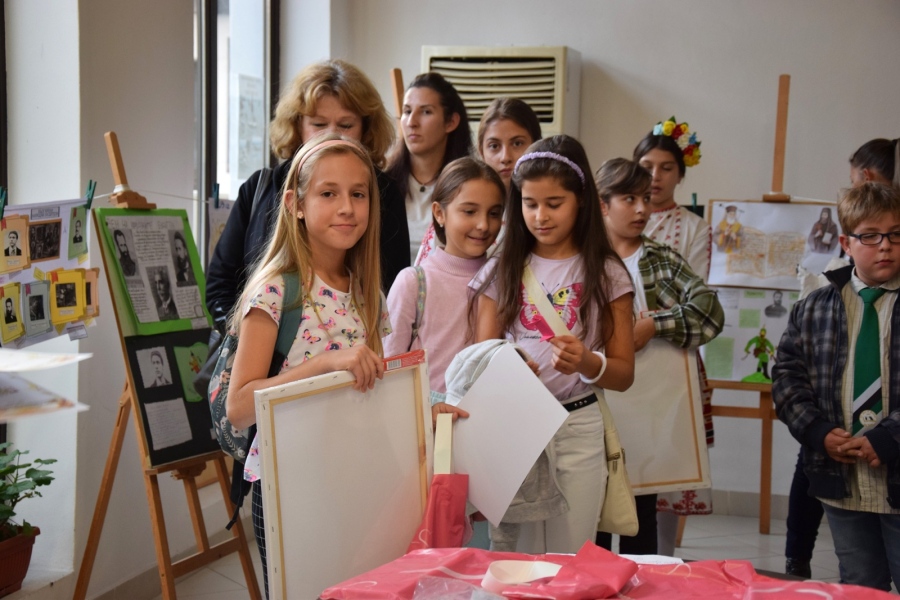 Близо 50 деца от Еленско участваха в конкурс за колаж