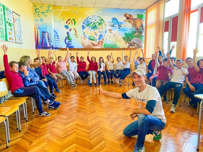 Еднакви или различни, но заедно  - ученици от ОУ „Иван Вазов“ отбелязват Международния ден на толерантността