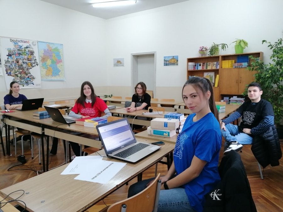 Ученици от Езиковата участваха в конкурс за преводачи на ЕК