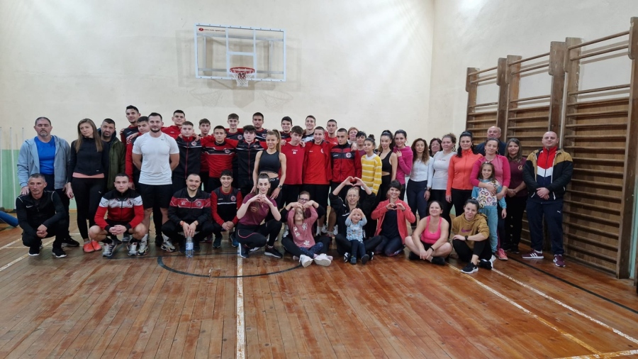 1400 лева събра благотворителна тренировка на център „Олимпия” за малката Марина