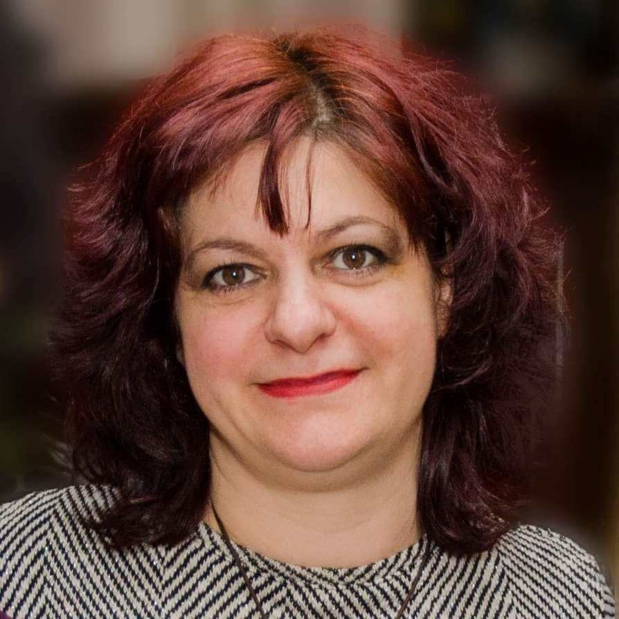 Вера Недялкова от Горна Оряховица твори с кауза : RegNews.NET - Новини ...