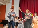Концерт на Маргарита Хранова изпълни с коледен дух Първото българско читалище в Свищов