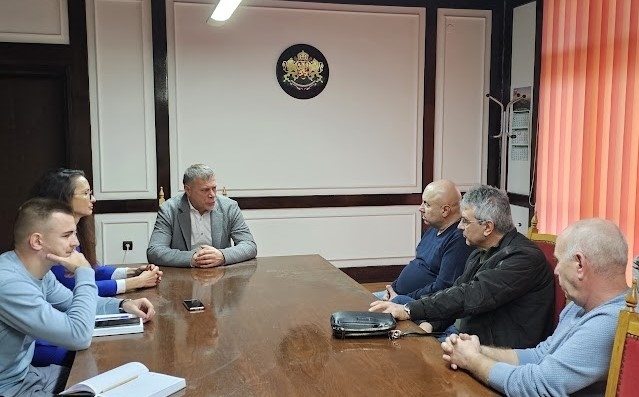 Как да се подобри здравното обслужване в Горна Оряховица обсъждаха кметът и управителите на здравните заведения