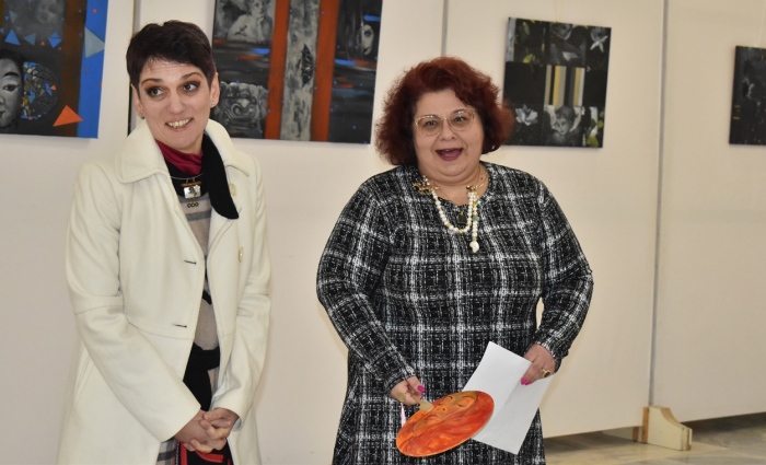 Изложба и рожден ден събраха приятели и почитатели на Гергана Рахнева в Художествената галерия в Горна Оряховица