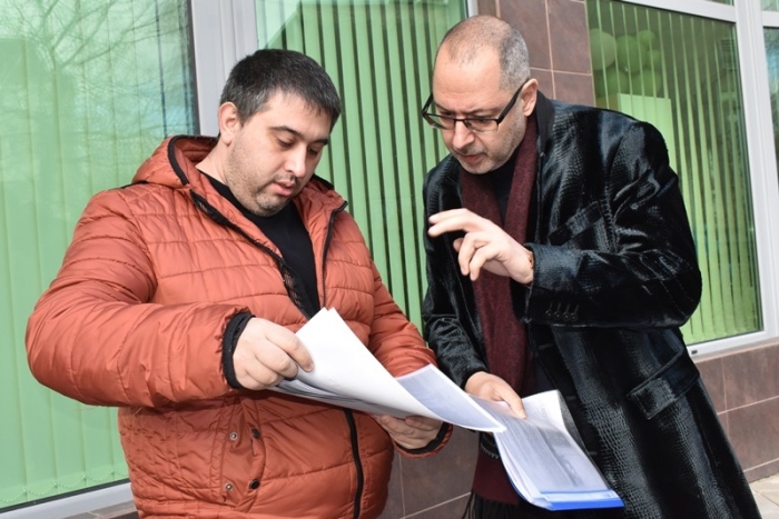 Народният представител Димитър Николов пита регионалния министър има ли двоен стандарт при класирането за саниране