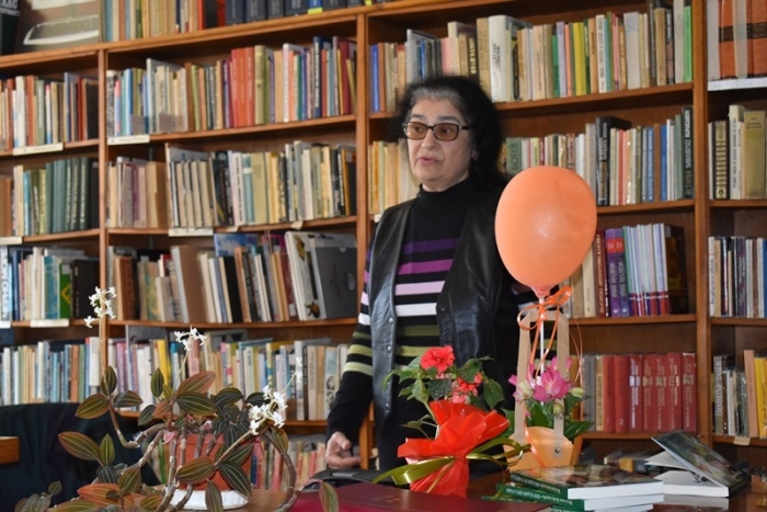 Библиотеката в Горна Оряховица представя Веселина Кожухарова и романа й „До четвърто коляно“