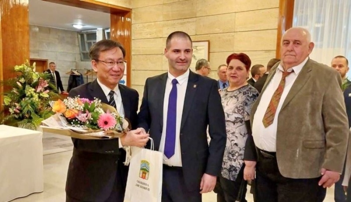 Кметът на Община Лясковец и родителите на Калоян Махлянов бяха почетни гости на посланика на Япония