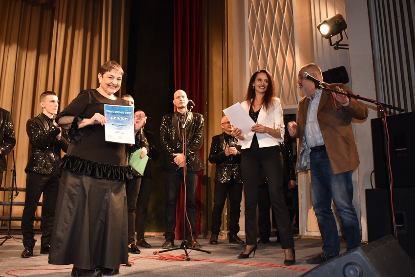 Пееща Горна Оряховица и приятели се включиха в осмото издание на „България пее“
