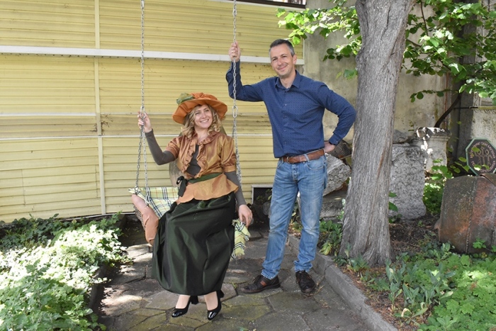 Ретро фото в двора на Музея връща в златните години на Горна Оряховица