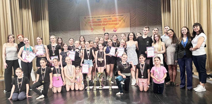 Балет „Калина” и танцови школи от Варна и Търговище спечелиха трите Гран при на шестата „Танцова въртележка”