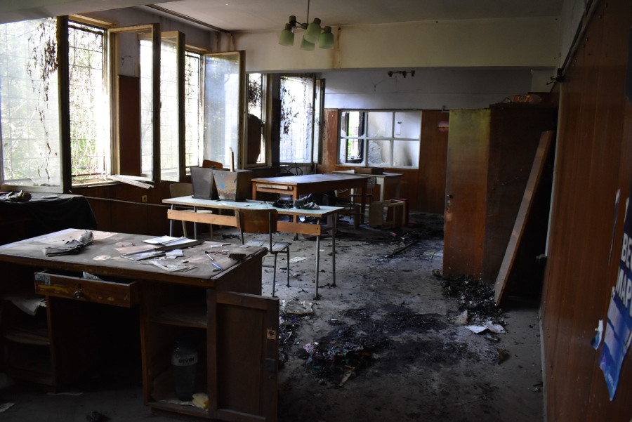 Разследват умишлен пожар в СУПЦ за сваляне на цената при евентуална приватизация, оказа се игра на деца