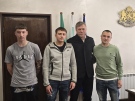 Две момчета от Горна Оряховица показаха как постъпват добрите хора
